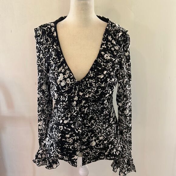 INC International Concepts black white floral ruffle blouse Size M - Picture 1 of 8